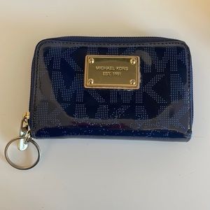 Michael Kors Jet Set Zip Around Small Zip Around Card Case